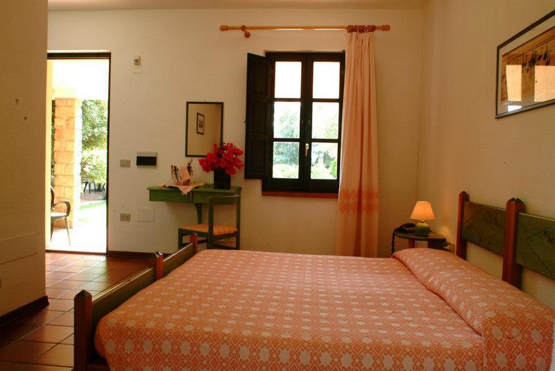 Hotel Ristorante Sa Pedrera Càbras Δωμάτιο φωτογραφία